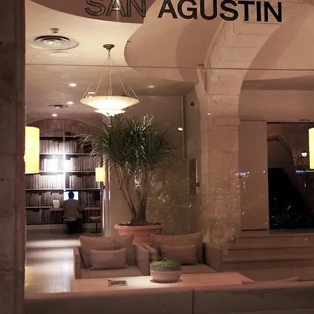 Hotel Sant Agusti 3*